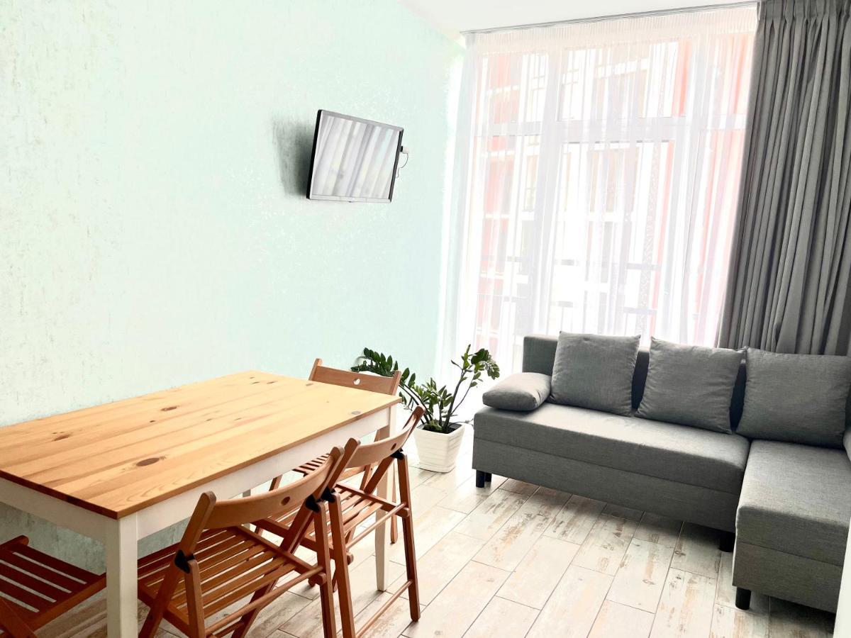 Osapart Cozy Apartment In A Complex Semycvit Lviv Ngoại thất bức ảnh