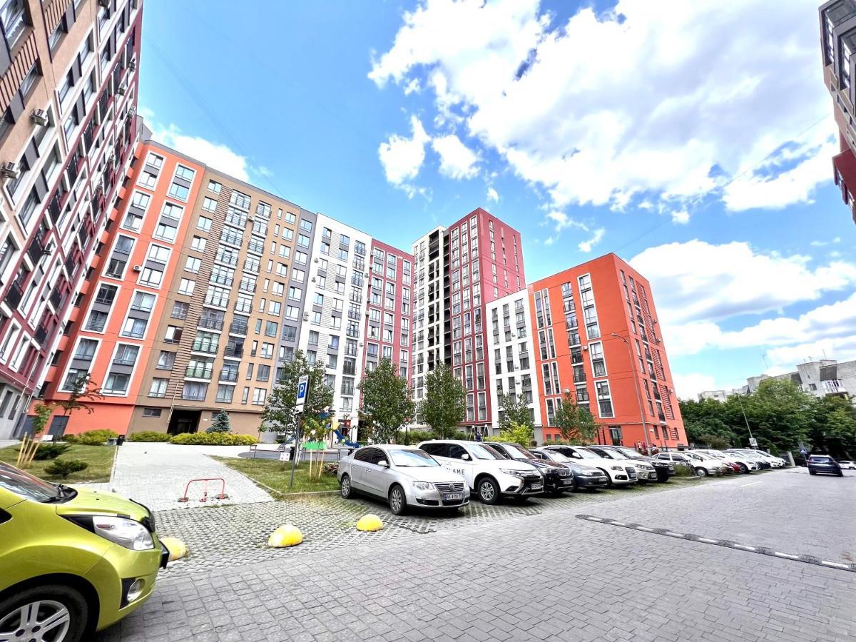 Osapart Cozy Apartment In A Complex Semycvit Lviv Ngoại thất bức ảnh