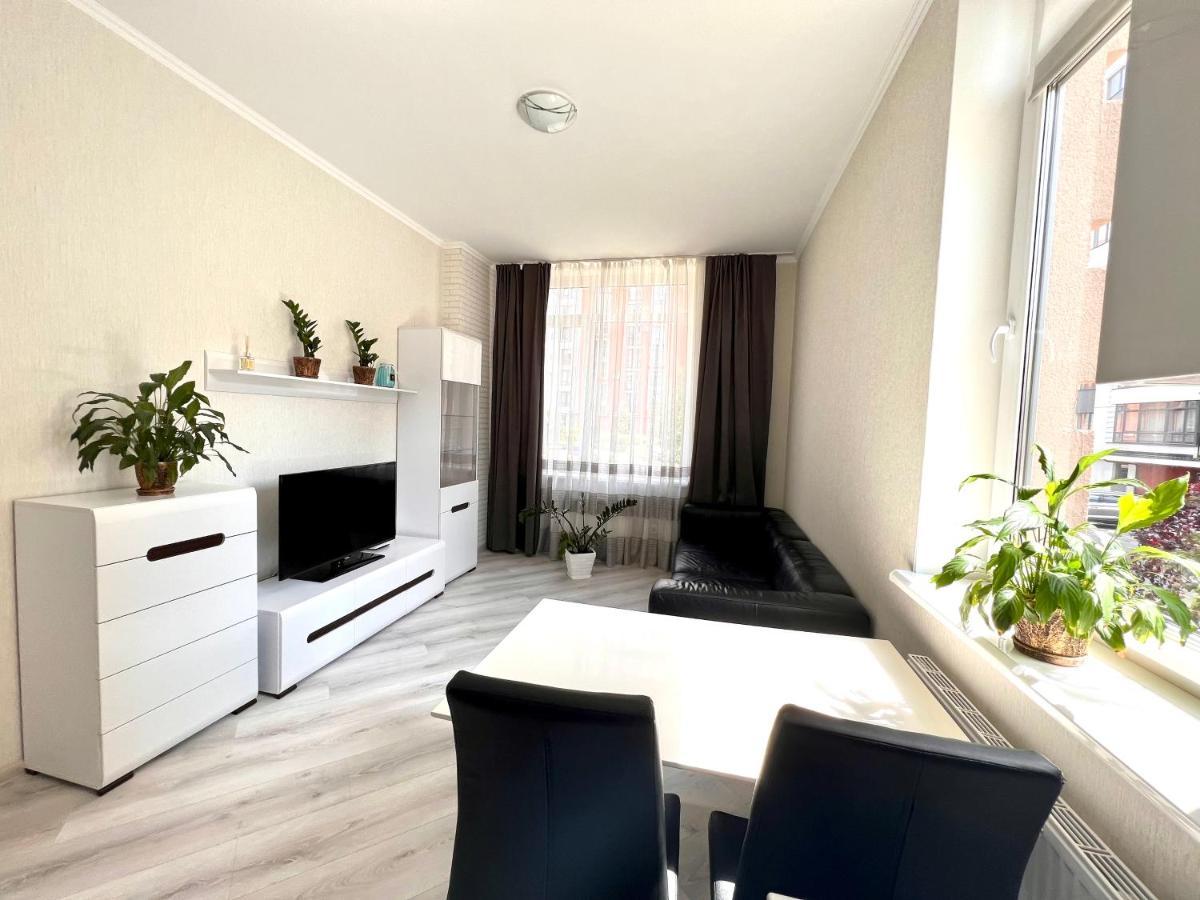 Osapart Cozy Apartment In A Complex Semycvit Lviv Ngoại thất bức ảnh