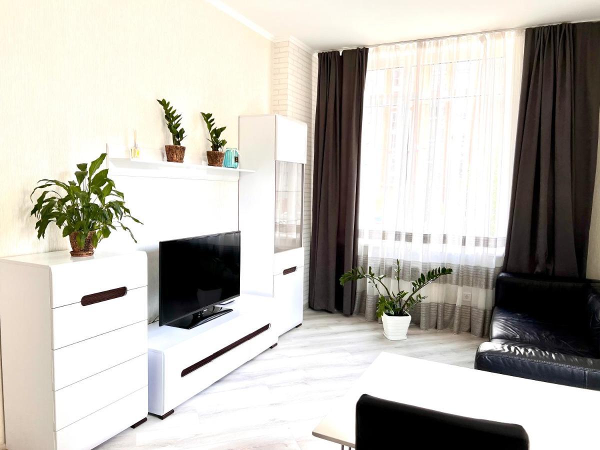 Osapart Cozy Apartment In A Complex Semycvit Lviv Ngoại thất bức ảnh