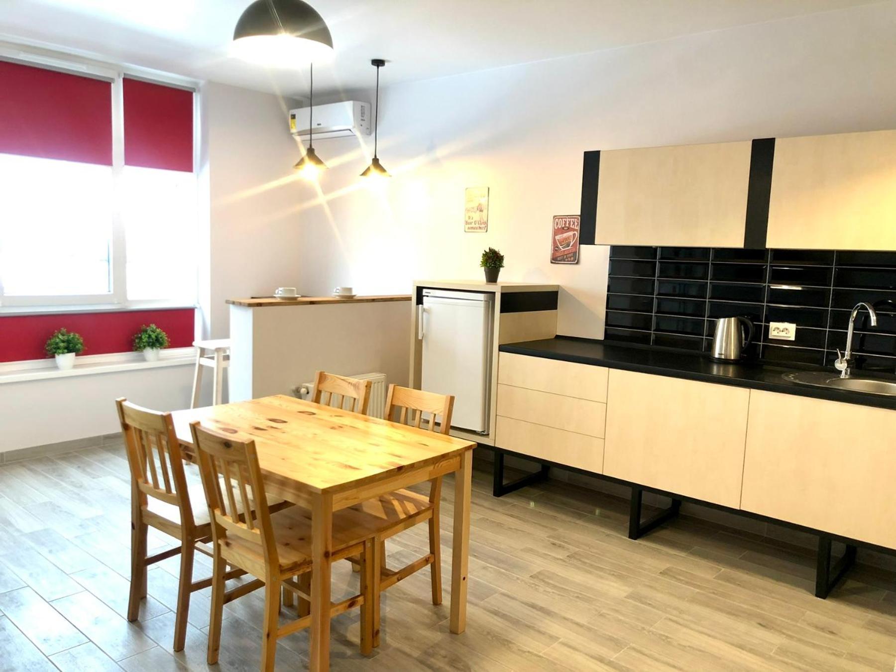 Osapart Cozy Apartment In A Complex Semycvit Lviv Ngoại thất bức ảnh
